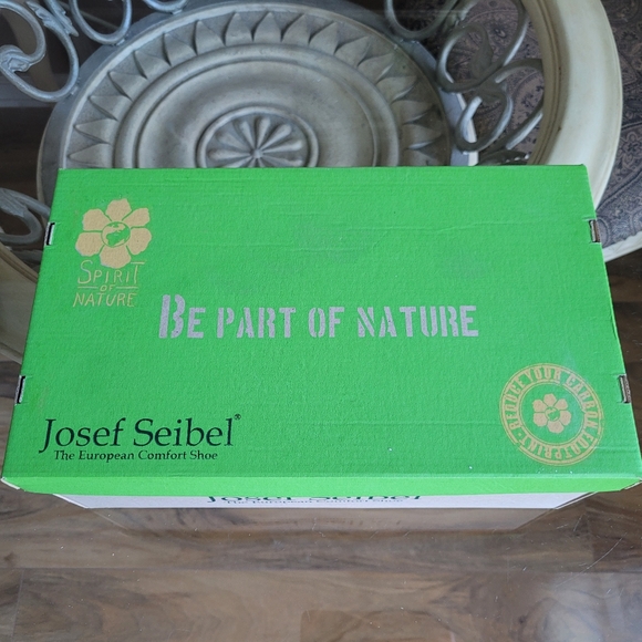 Josef Seibel European comfort shoes, size 8.5, bark color, leather - Picture 2 of 11